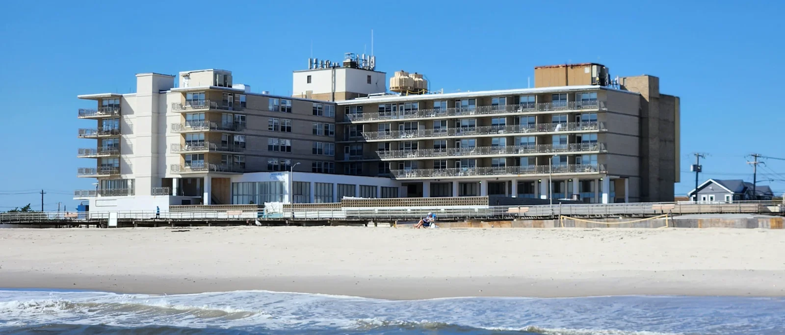 Image of Nautilus Hotel (1)