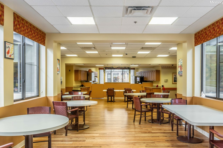 Image of Grand Traverse Pavilions (6)