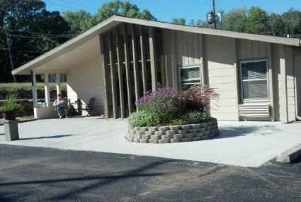 Image of Oak Creek Senior Living (2)