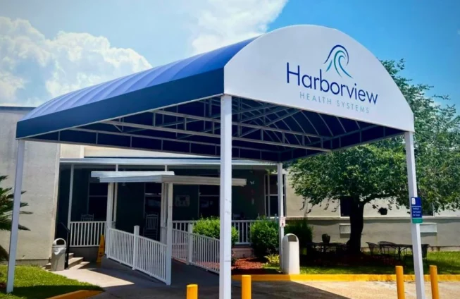 Image of Harborview Pierce (1)