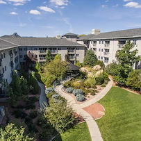 Las Fuentes Resort Village senior living in Prescott, AZ offering independent living, assisted living, and memory care, outdoor space and walking path