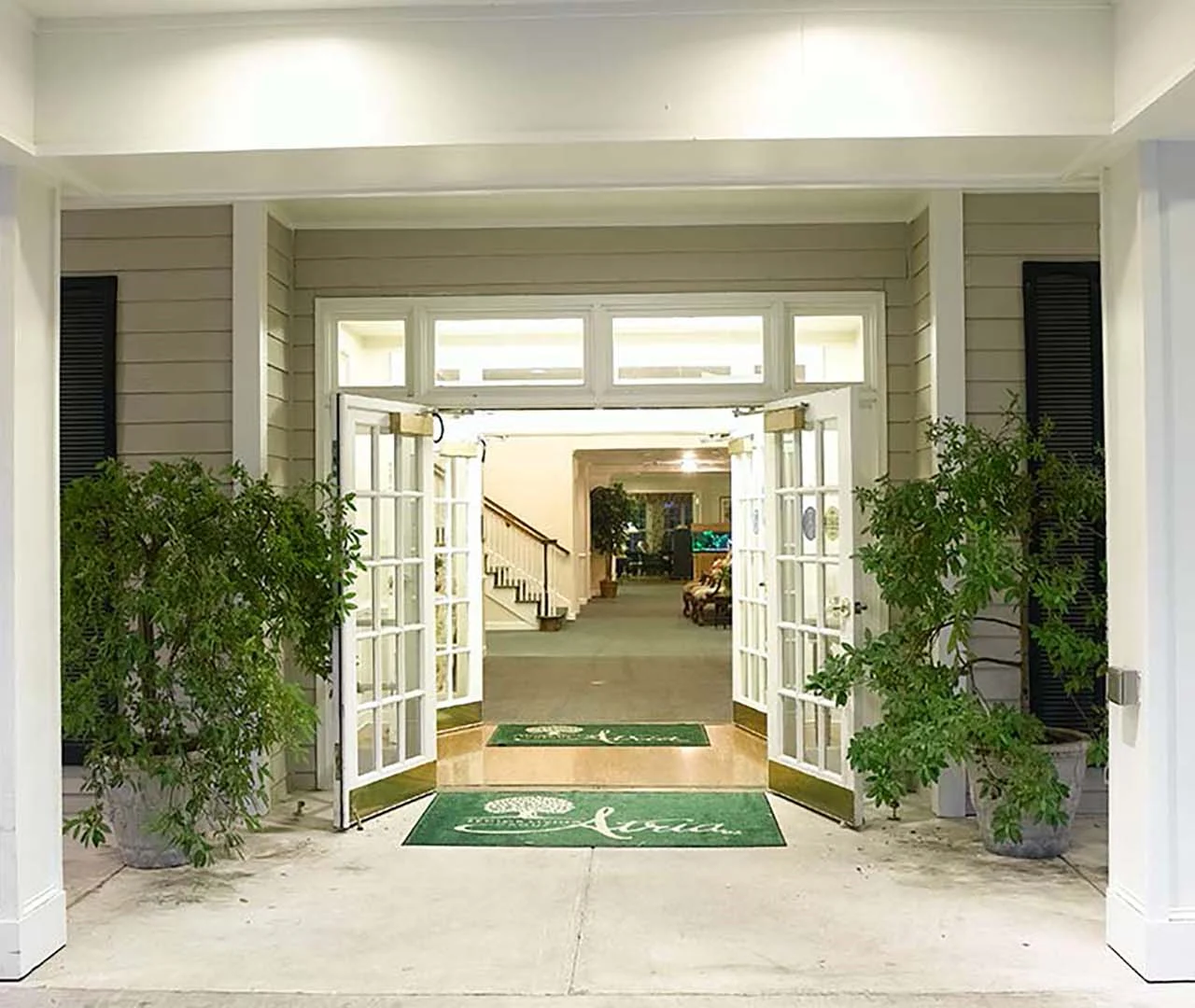 Image of Forest Lake Manor (2)