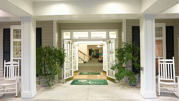 Image of Forest Lake Manor (2)