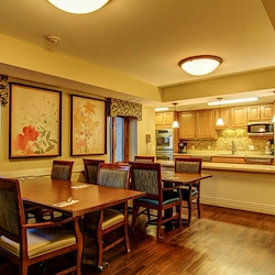Image of Heisinger Bluffs Healthcare Western Campus (5)