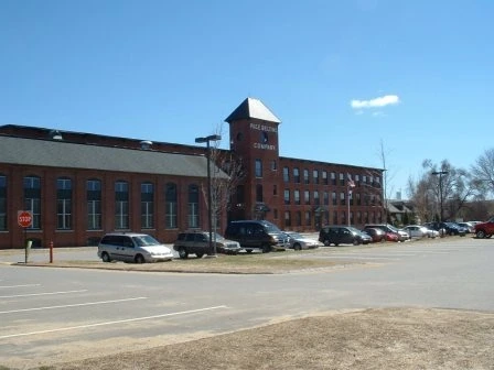 Image of Horseshoe Pond Place (1)