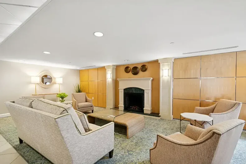 Image of The Court at Palm Aire (8)