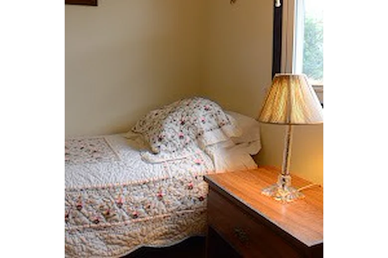 Image of Paisley Manor (4)