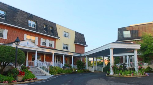 Image of Oyster Bay Manor / Harbor House Memory Care (1)
