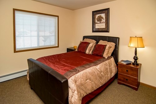 Image of Edgewood Spring Wind (8)