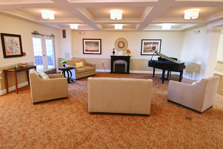 Image of The Courtland Howell (3)
