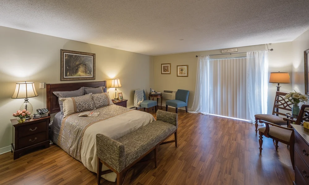 Image of West Bay Warwick (7)