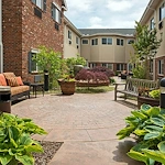 Image of Lake Pointe Landing (6)