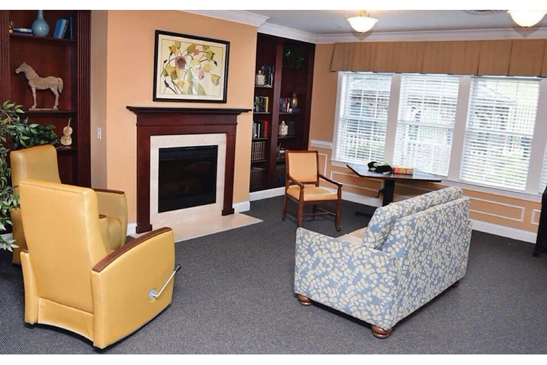 Image of Spring Arbor of Leesburg (3)