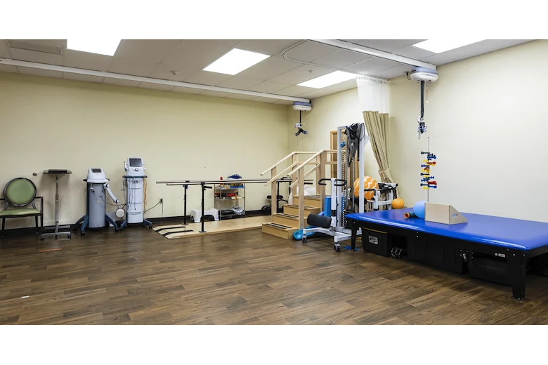 Image of Twin Oaks Health And Rehab (8)