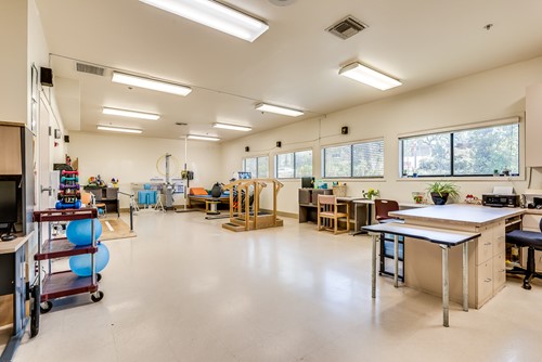 Image of Meadowood Nursing Center (6)
