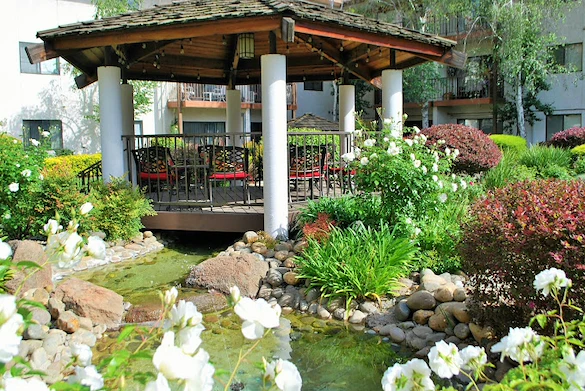 Image of Roseville Commons Senior Living (3)