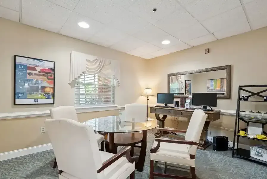 Image of The Estates at West End Senior Living (6)