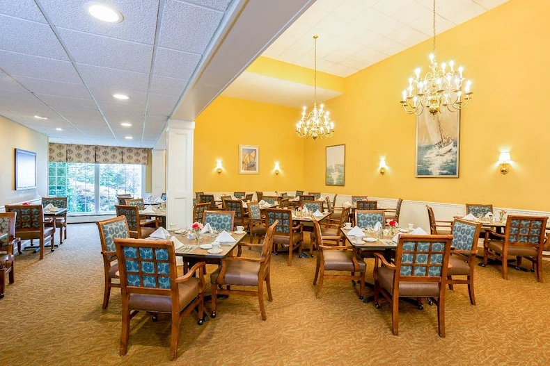 Image of Blenheim Newport Retirement Community (3)