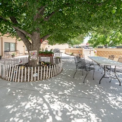Image of La Villa Grande Care Center (2)