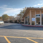 Image of Arbor Oaks Healthcare and Rehabilitation (1)