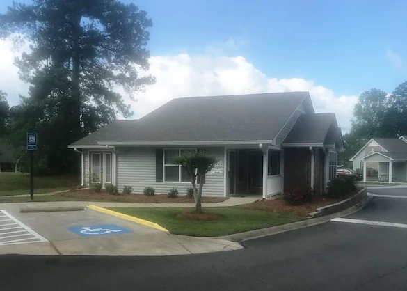 Image of McCormick Manor Apartments (3)