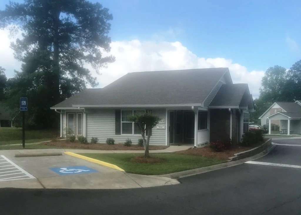 Image of McCormick Manor Apartments (3)