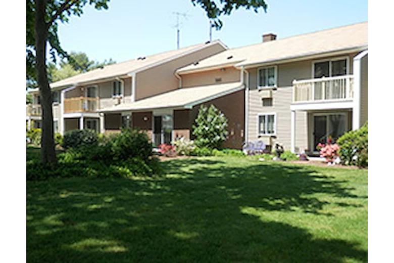 Image of Essex Village (3)
