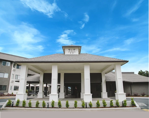 Image of Weatherly Inn (1)