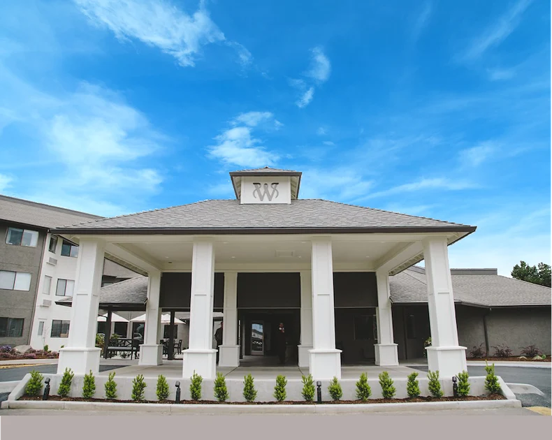 Image of Weatherly Inn (1)