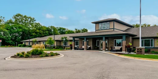 Harvester Place Senior Assisted Living Memory Care in Burr Ridge, IL front exterior