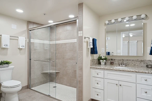 Rosewood Senior Living in Bakersfield, CA, bathroom