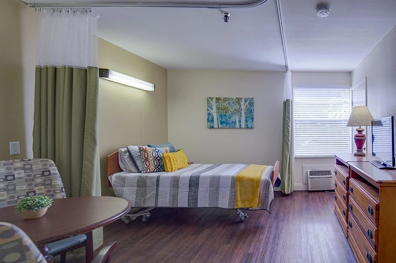 Image of Cedar Hill Healthcare Center (7)