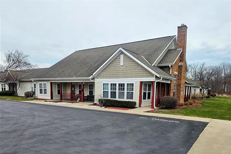 Image of Dimensions Living Cudahy (2)