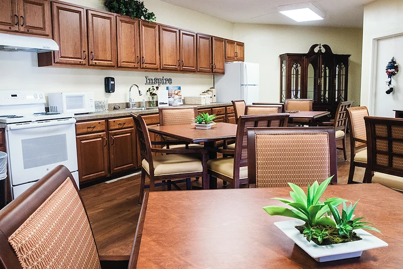 Image of Brookdale Tanglewood Oaks (4)