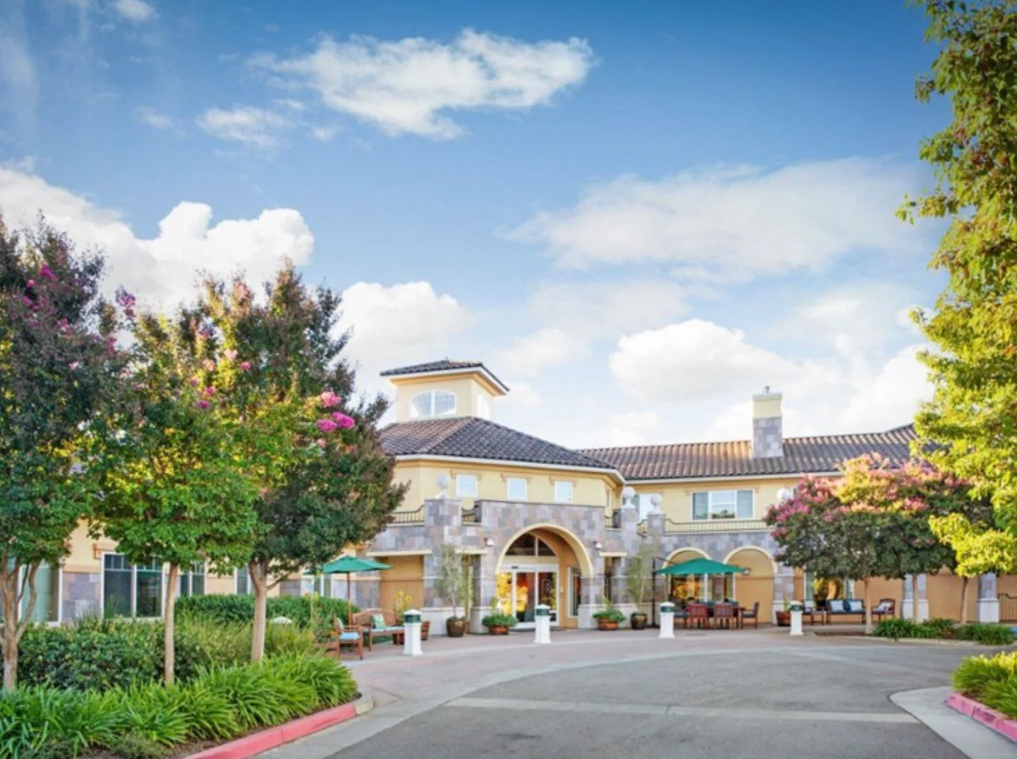 Image of Cogir at Sonoma Plaza (1)