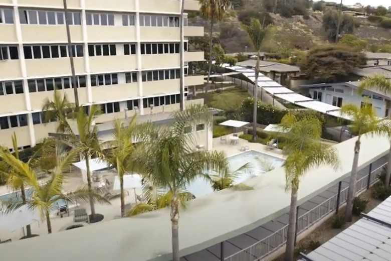 Image of Wesley Palms (3)