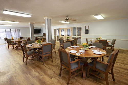 Image of Autumn Care of Raeford (5)