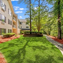 Image of The Woods at Holly Tree Gracious Retirement Living (2)