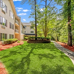 The Woods at Holly Tree Gracious Retirement Living Hawthorn Senior Independent Living in Wilmington, North Carolina rear exterior yard