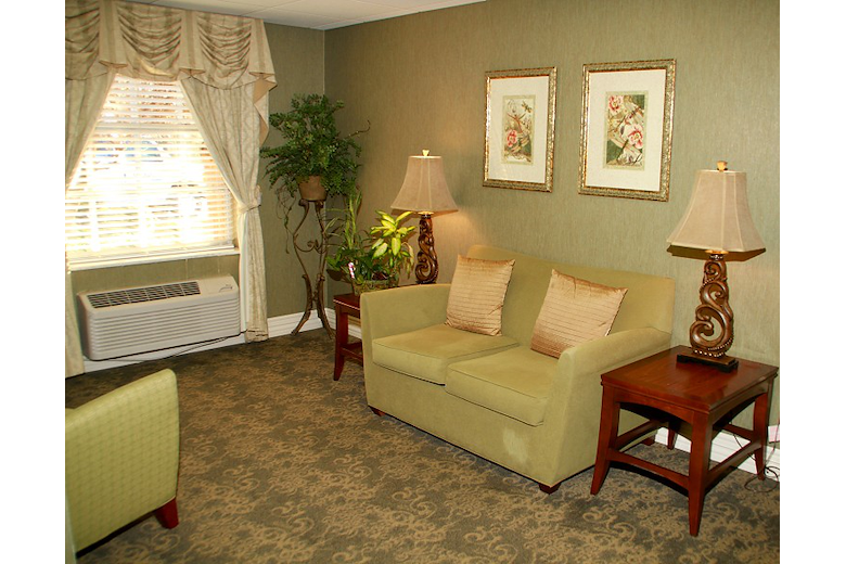 Image of Nhc Healthcare, Oakwood (5)