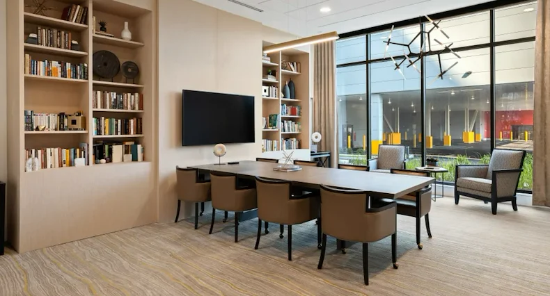 Image of Revelle King of Prussia (2)