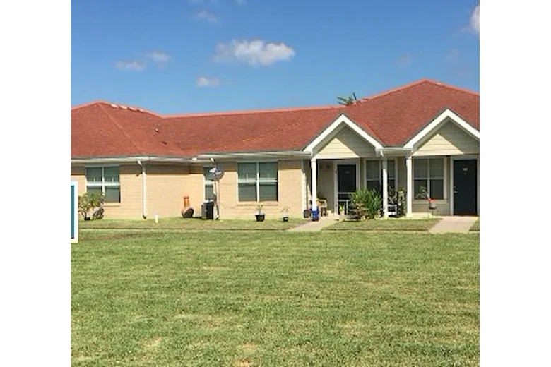 Image of Live Oak Village (1)