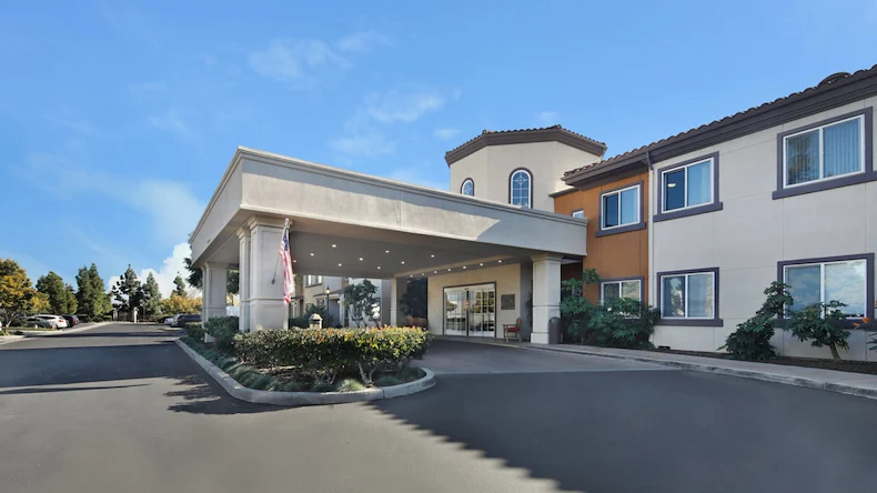 Image of Ivy Park at Cerritos (1)