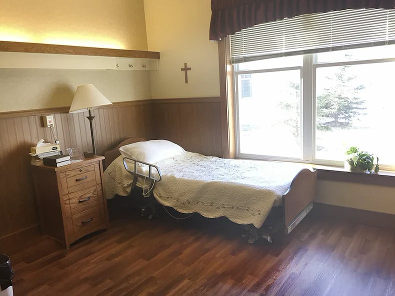 Image of Bethany On 42nd (8)