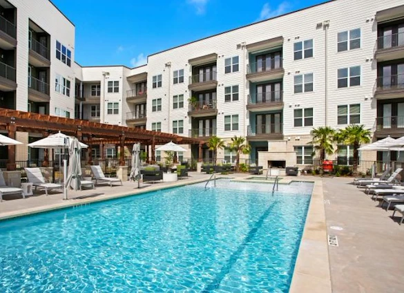 Image of Overture Mueller (7)