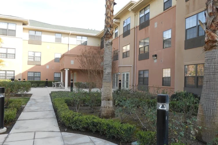 Image of Ahepa 302 Senior Apartments (8)