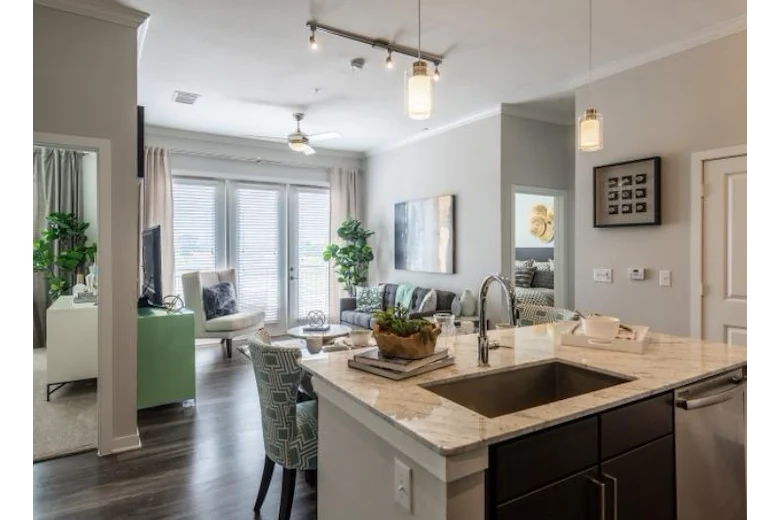 Image of Overture Sugar Land (7)