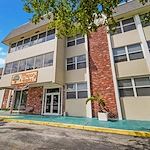 Image of Manor Oaks Nursing & Rehabilitation (7)