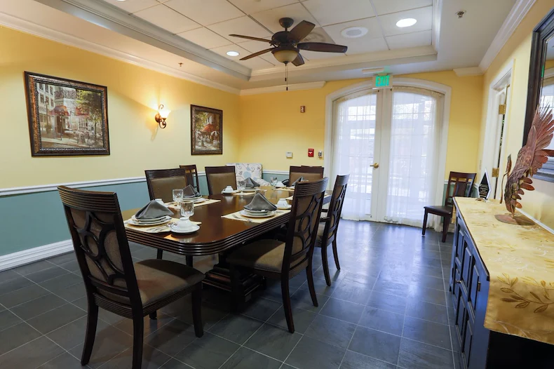 Image of Charter Senior Living of Towson (6)