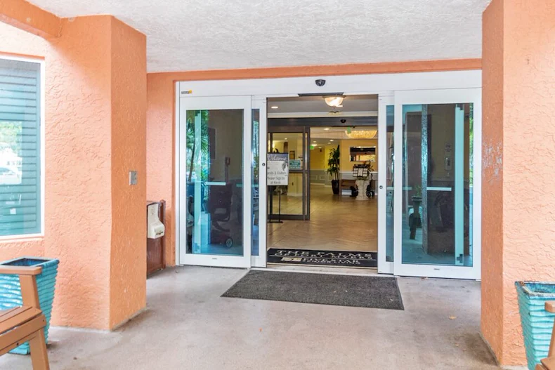 Image of The Palms of Fort Myers (7)